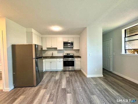 39 Elliott East Street Hartford CT 06114