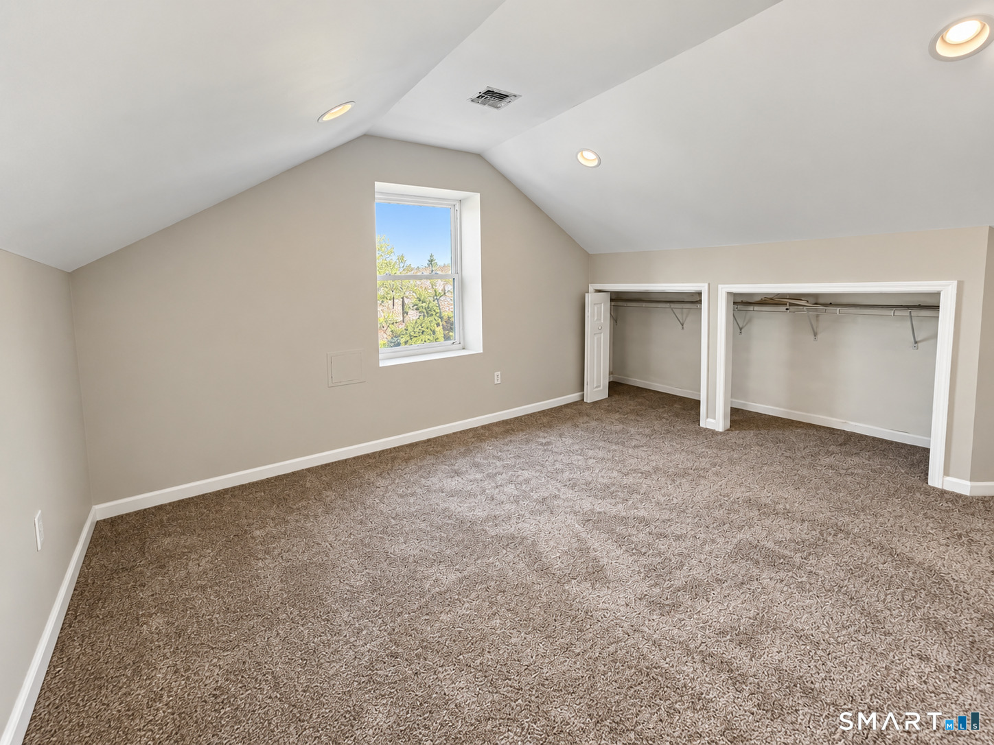 30 Smith Street Danbury CT 06810