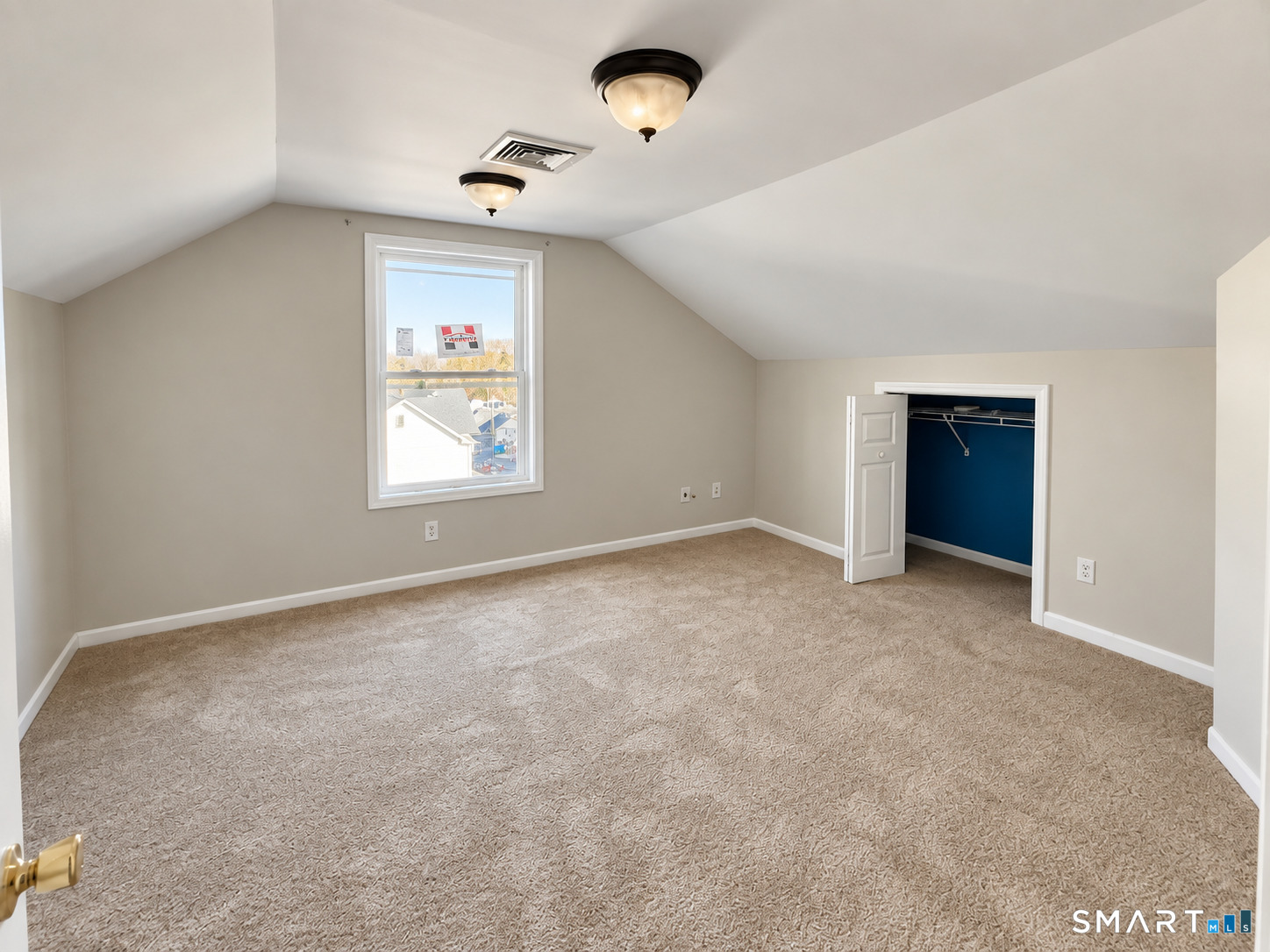30 Smith Street Danbury CT 06810