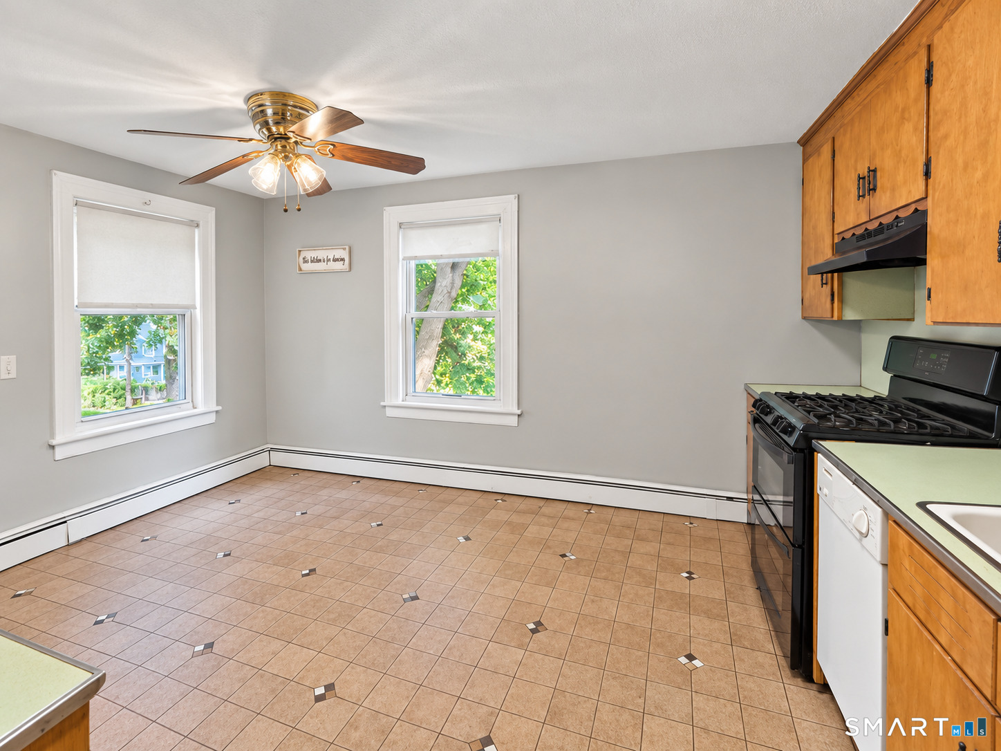 30 Smith Street Danbury CT 06810