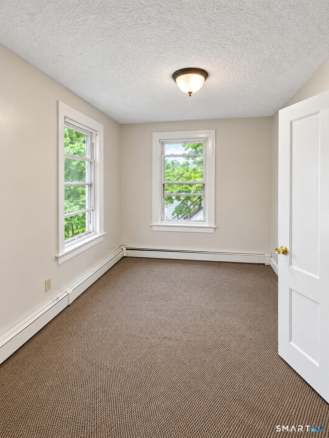 30 Smith Street Danbury CT 06810