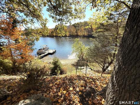11 Bogus Hill Road New Fairfield CT 06812