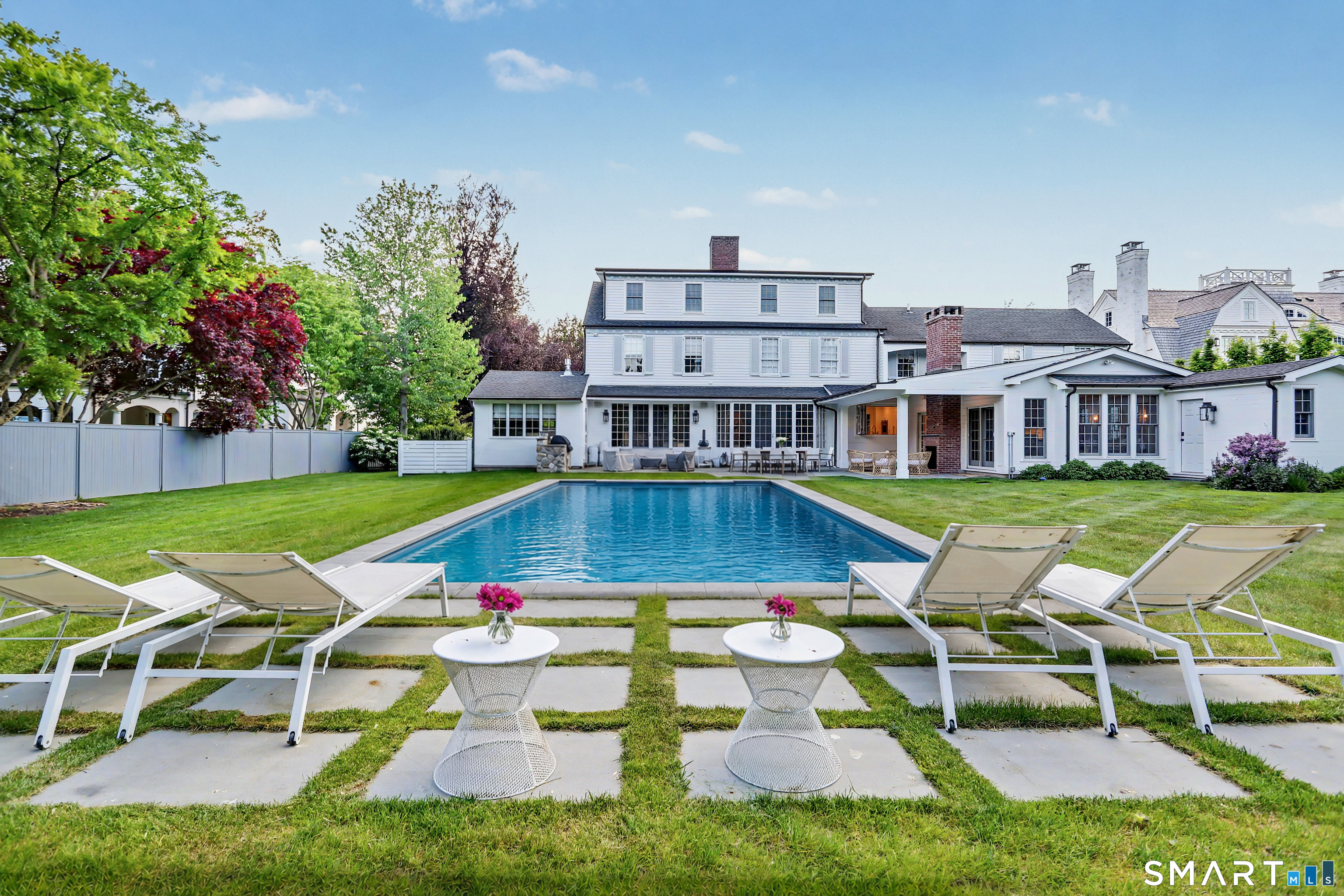 222 Sunnieholme Drive Fairfield CT 06824