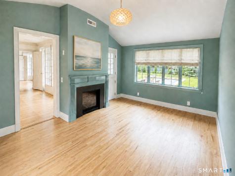 222 Sunnieholme Drive Fairfield CT 06824
