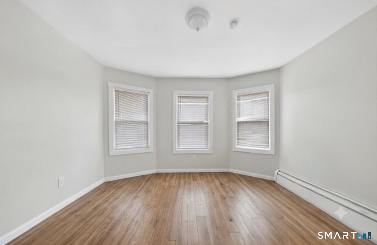 1389 Pembroke Street Bridgeport CT 06608
