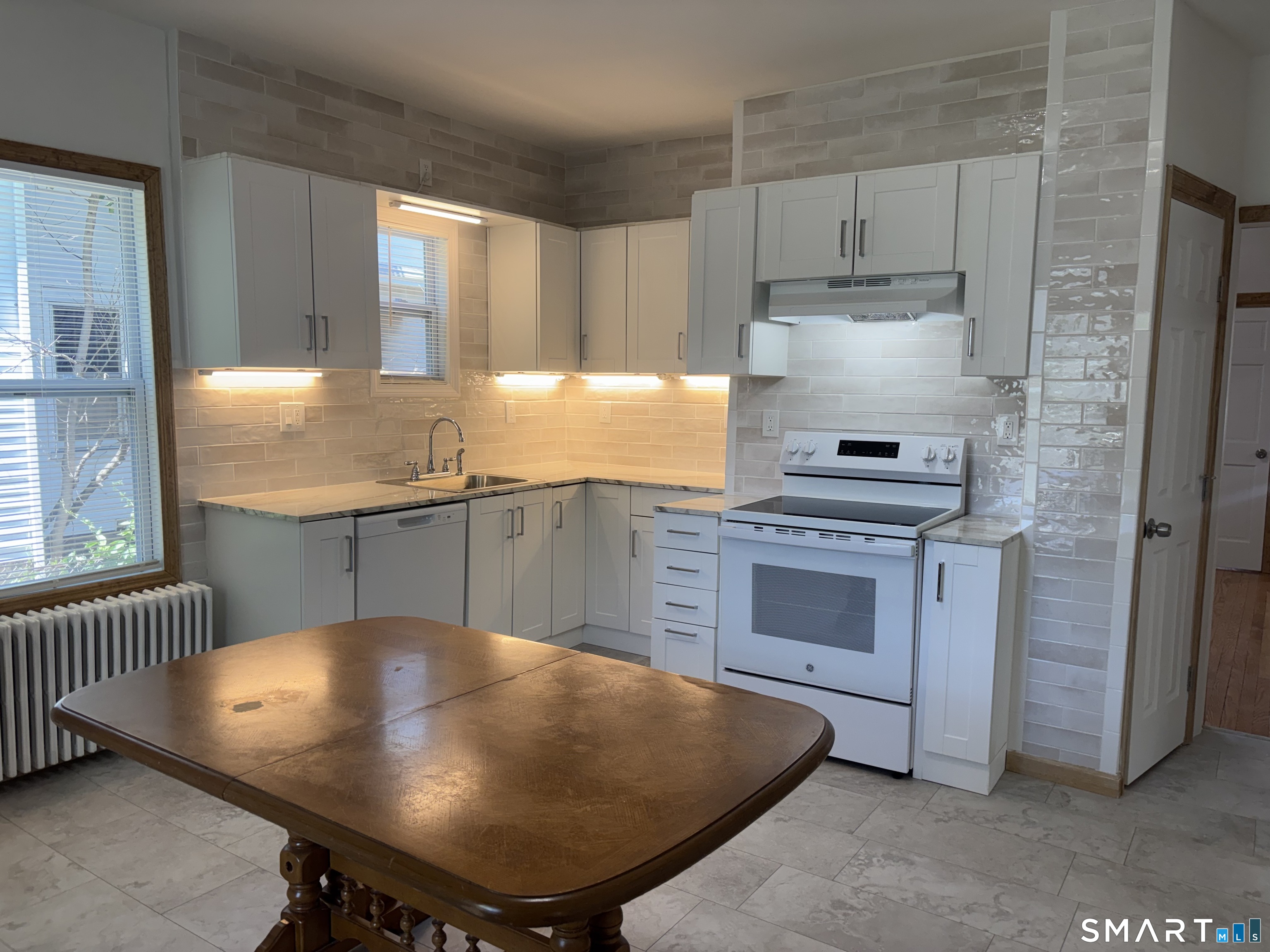 28 Eld Street New Haven CT 06511