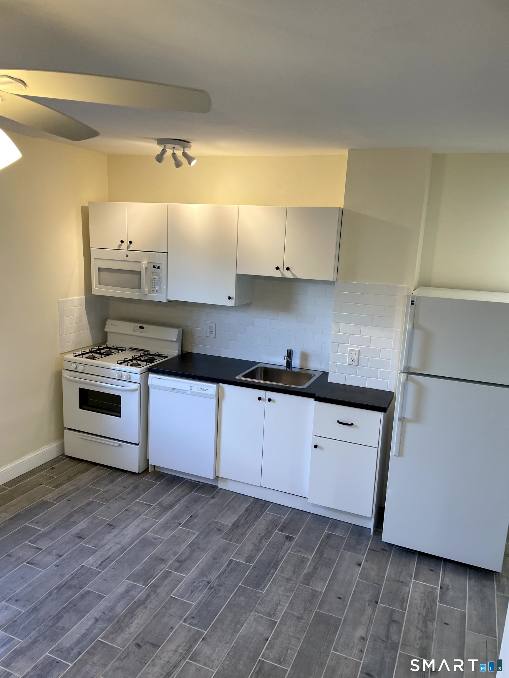 41 Elm Street Shelton CT 06484