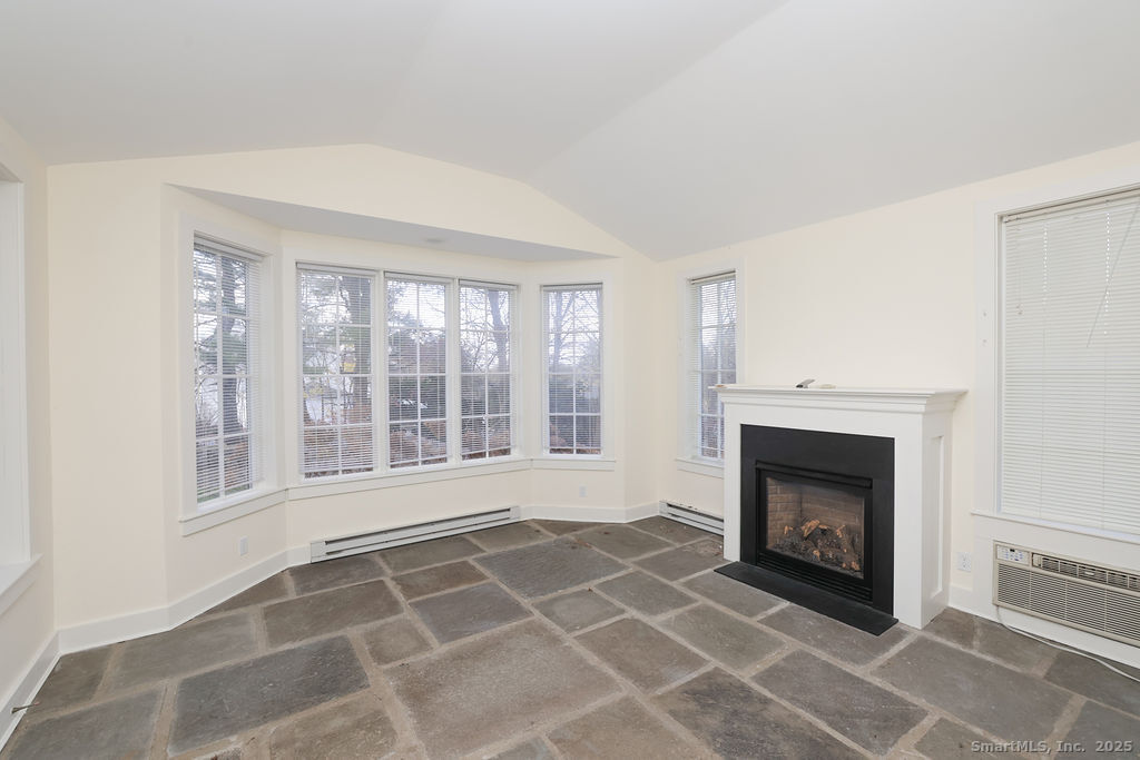 792 Farmington Avenue Farmington CT 06032