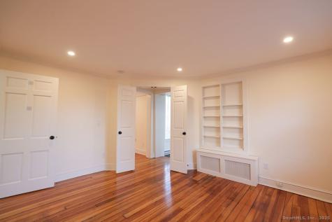 792 Farmington Avenue Farmington CT 06032