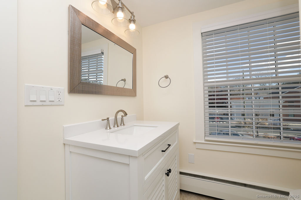 792 Farmington Avenue Farmington CT 06032