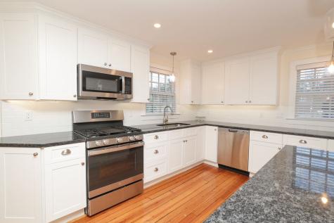 792 Farmington Avenue Farmington CT 06032