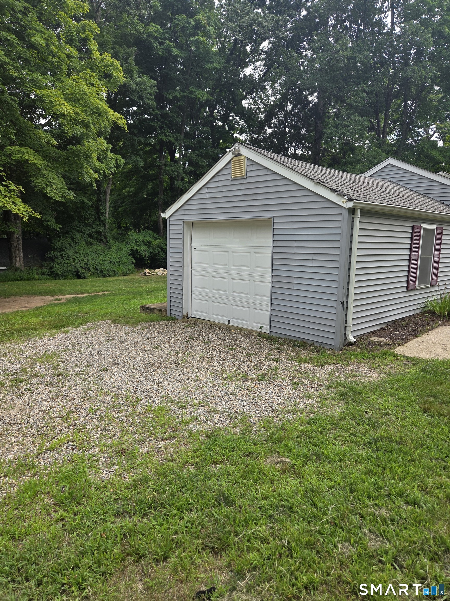 26 Seagraves Road Coventry CT 06238