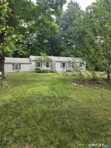26 Seagraves Road Coventry CT 06238