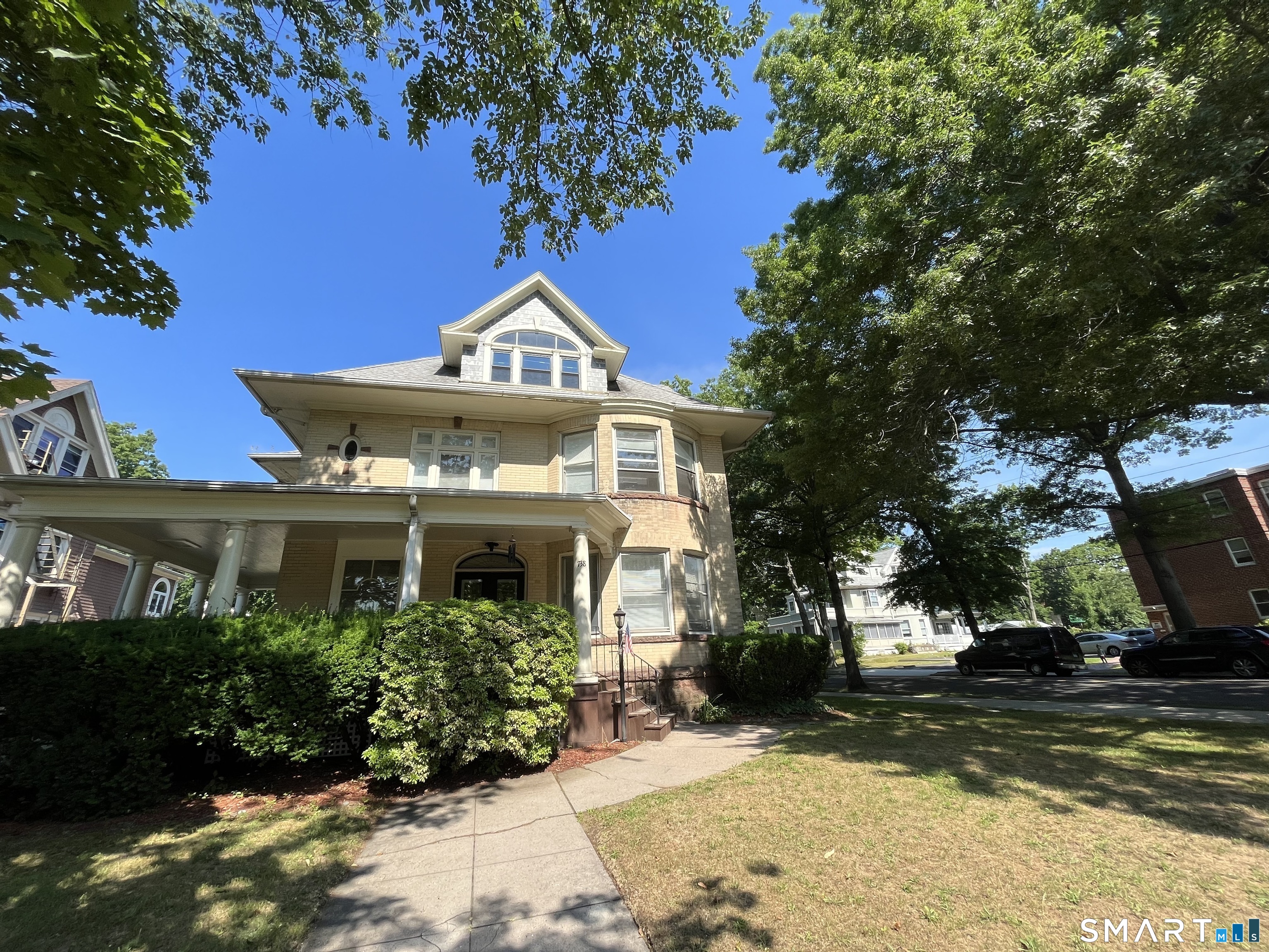 738 Whitney Avenue New Haven CT 06511