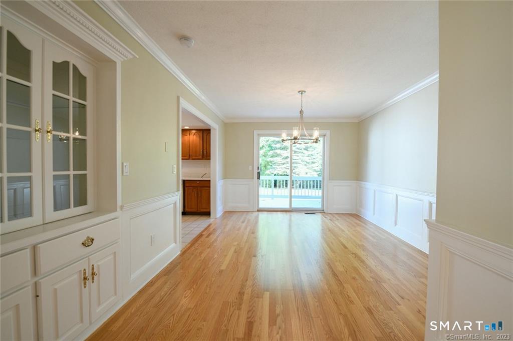 16 Harold Road Farmington CT 06032