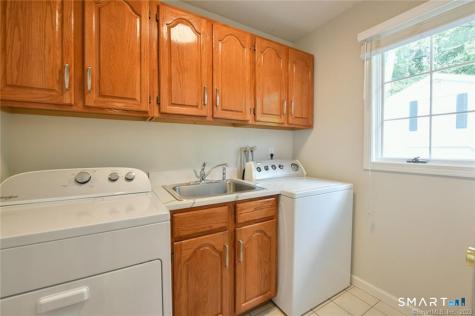 16 Harold Road Farmington CT 06032