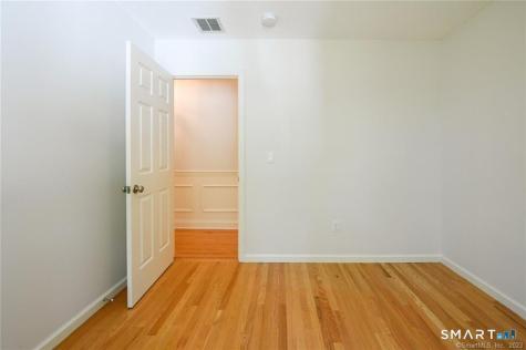 16 Harold Road Farmington CT 06032