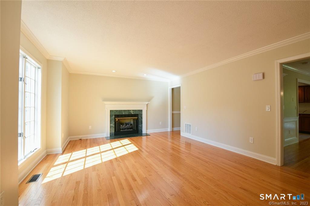 16 Harold Road Farmington CT 06032