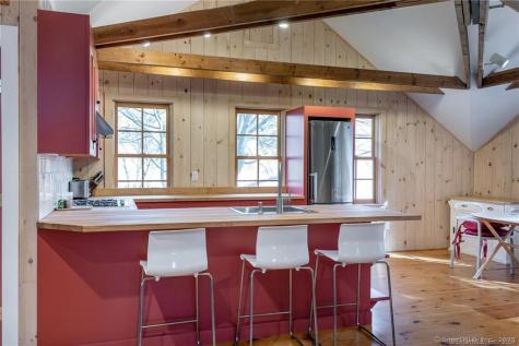 32 Leach Hollow Road Sherman CT 06784