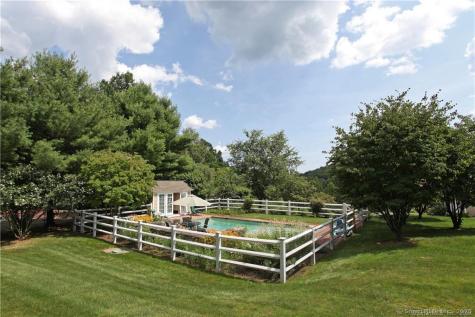 32 Leach Hollow Road Sherman CT 06784