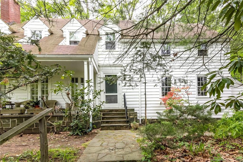 35 Deepwood Drive Hamden CT 06517