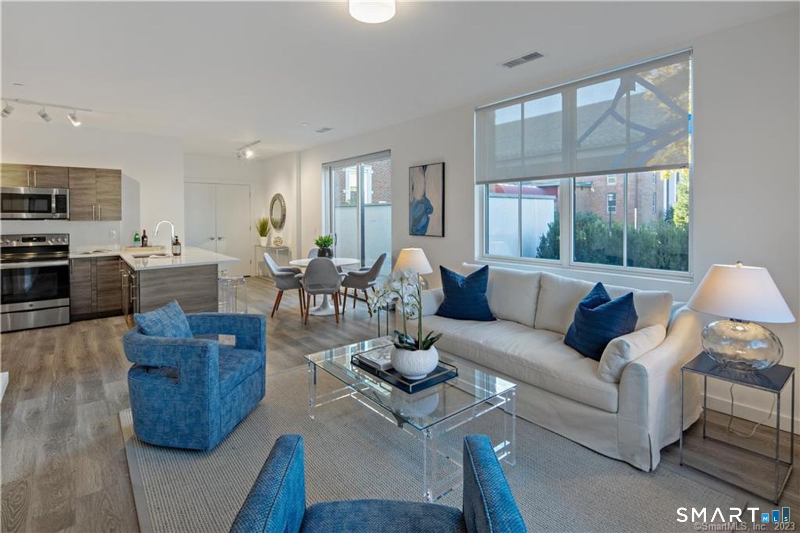 1675 Post Road Fairfield CT 06824
