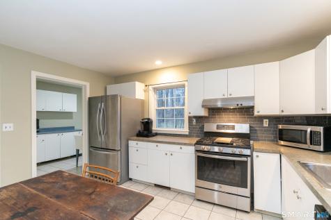 8 Oak Tree Lane Lyme CT 06371