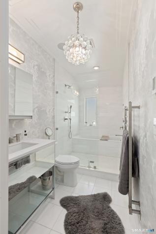 135 Old Dam Road Fairfield CT 06824