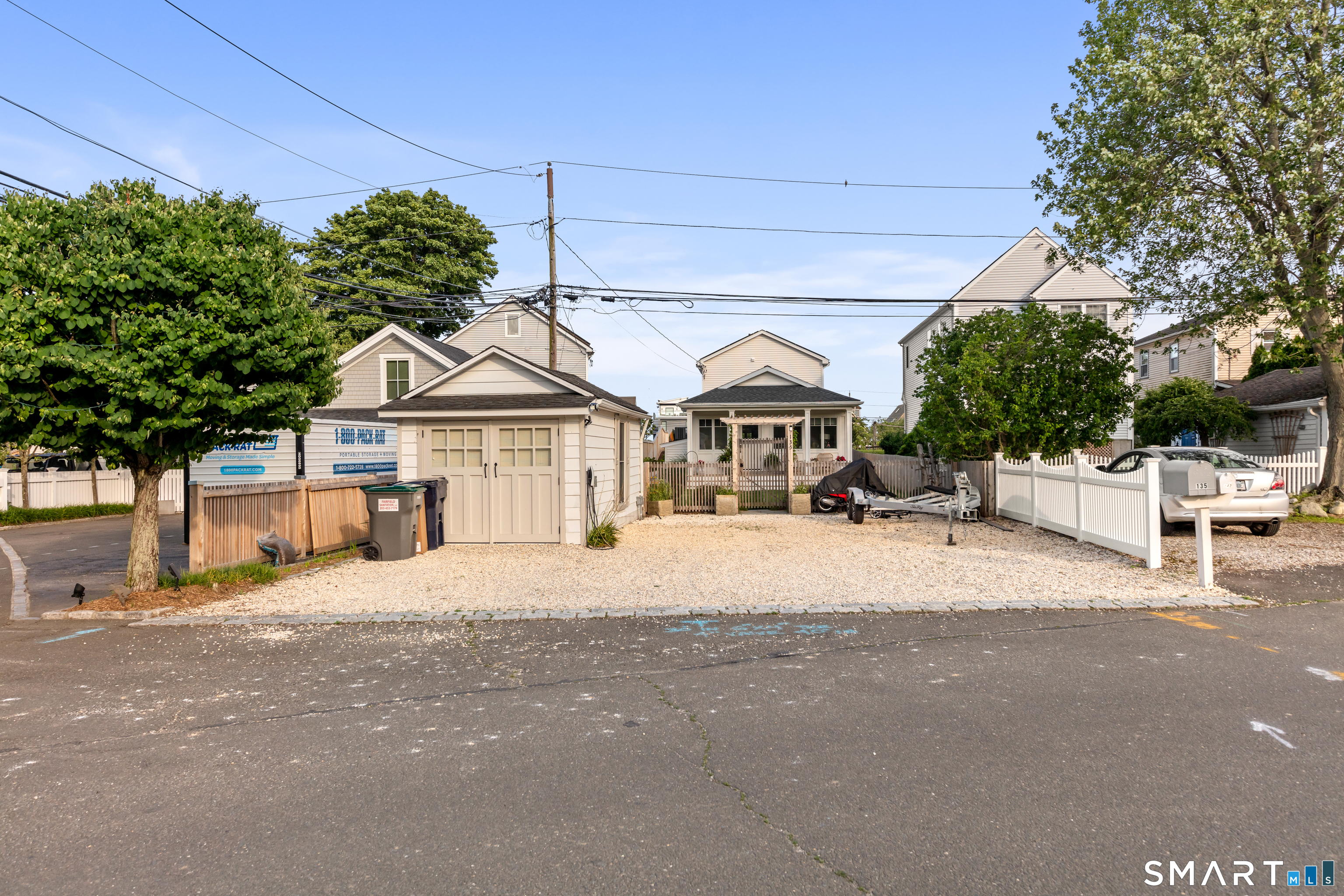 135 Old Dam Road Fairfield CT 06824