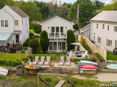 135 Old Dam Road Fairfield CT 06824