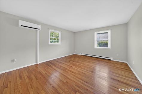 1789 Foxon Road North Branford CT 06471