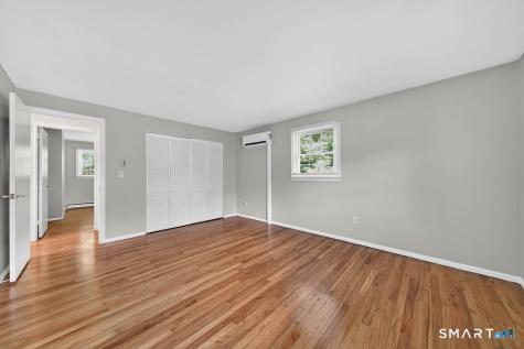 1789 Foxon Road North Branford CT 06471