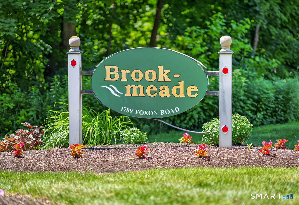 1789 Foxon Road North Branford CT 06471