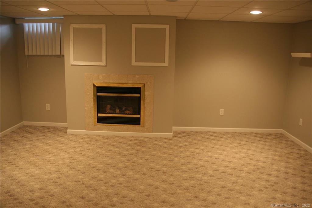 48 Eastbrook Heights Mansfield CT 06250