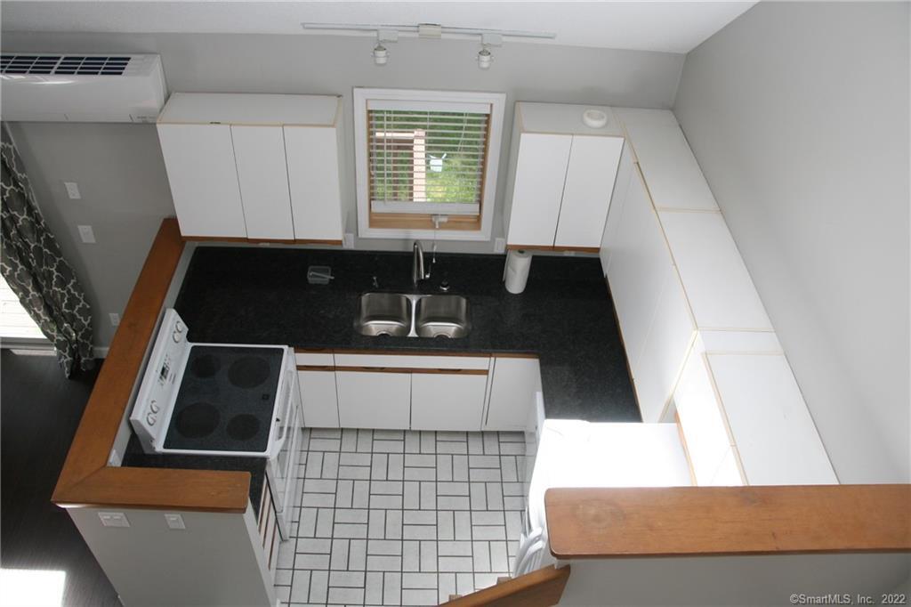 48 Eastbrook Heights Mansfield CT 06250