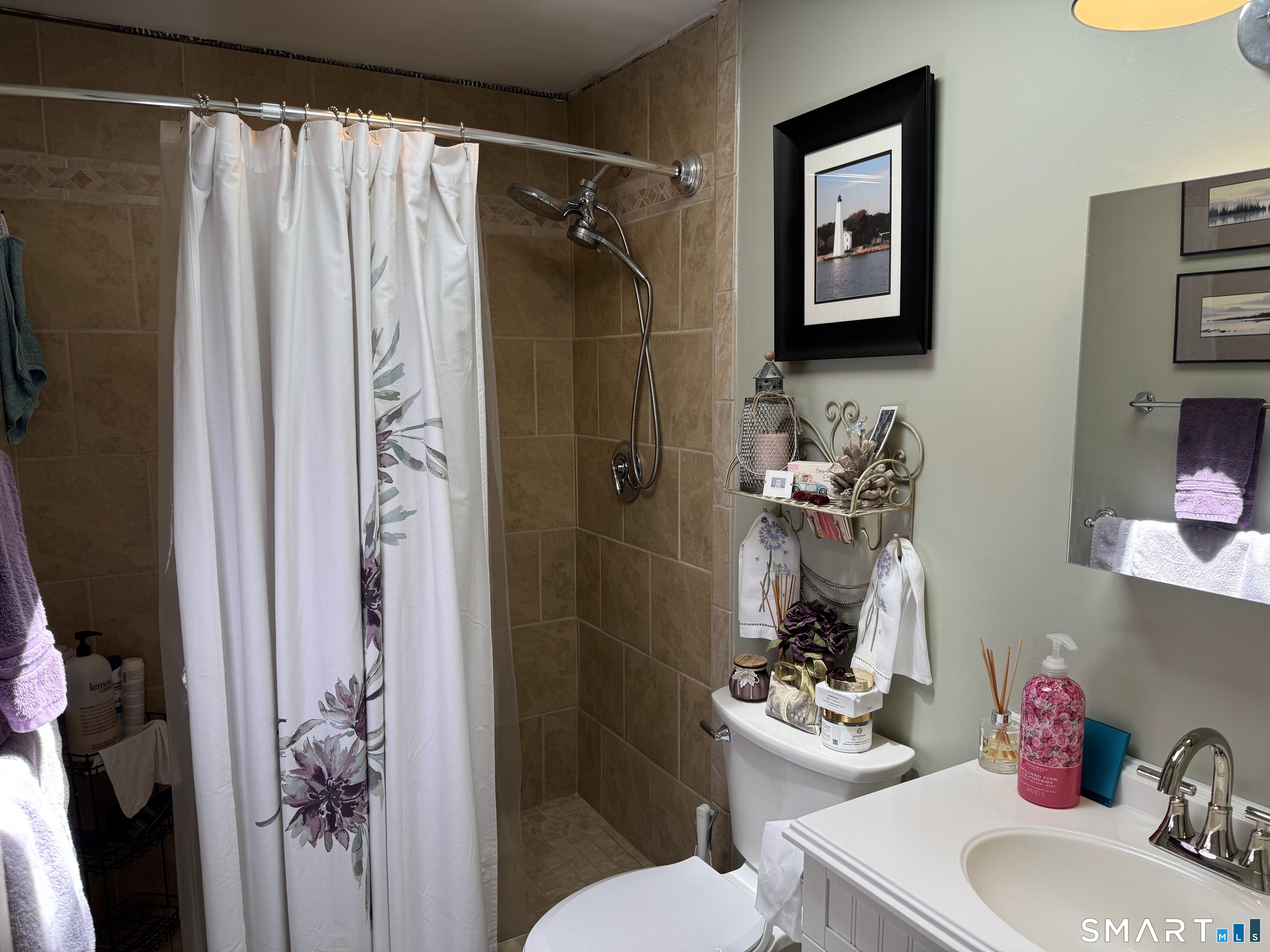81 Oswegatchie Road Waterford CT 06385