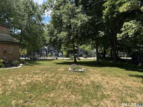 81 Oswegatchie Road Waterford CT 06385