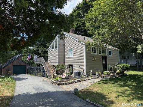 81 Oswegatchie Road Waterford CT 06385