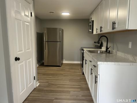 27 North Main Street Norwich CT 06360