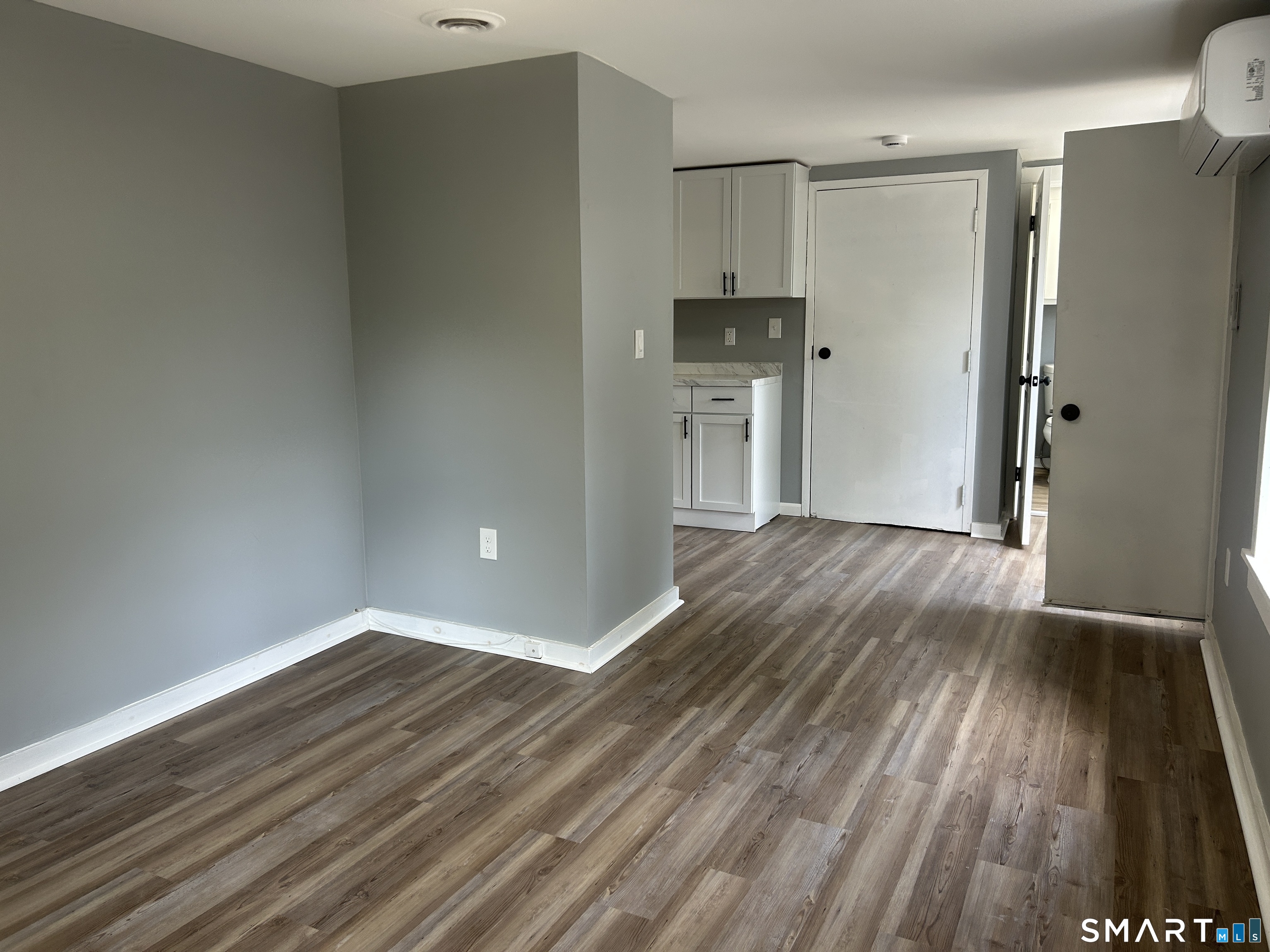 27 North Main Street Norwich CT 06360