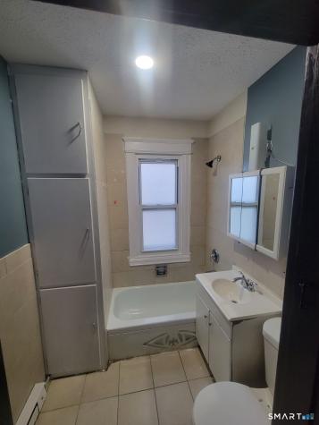 73 Lounsbury Street Waterbury CT 06706