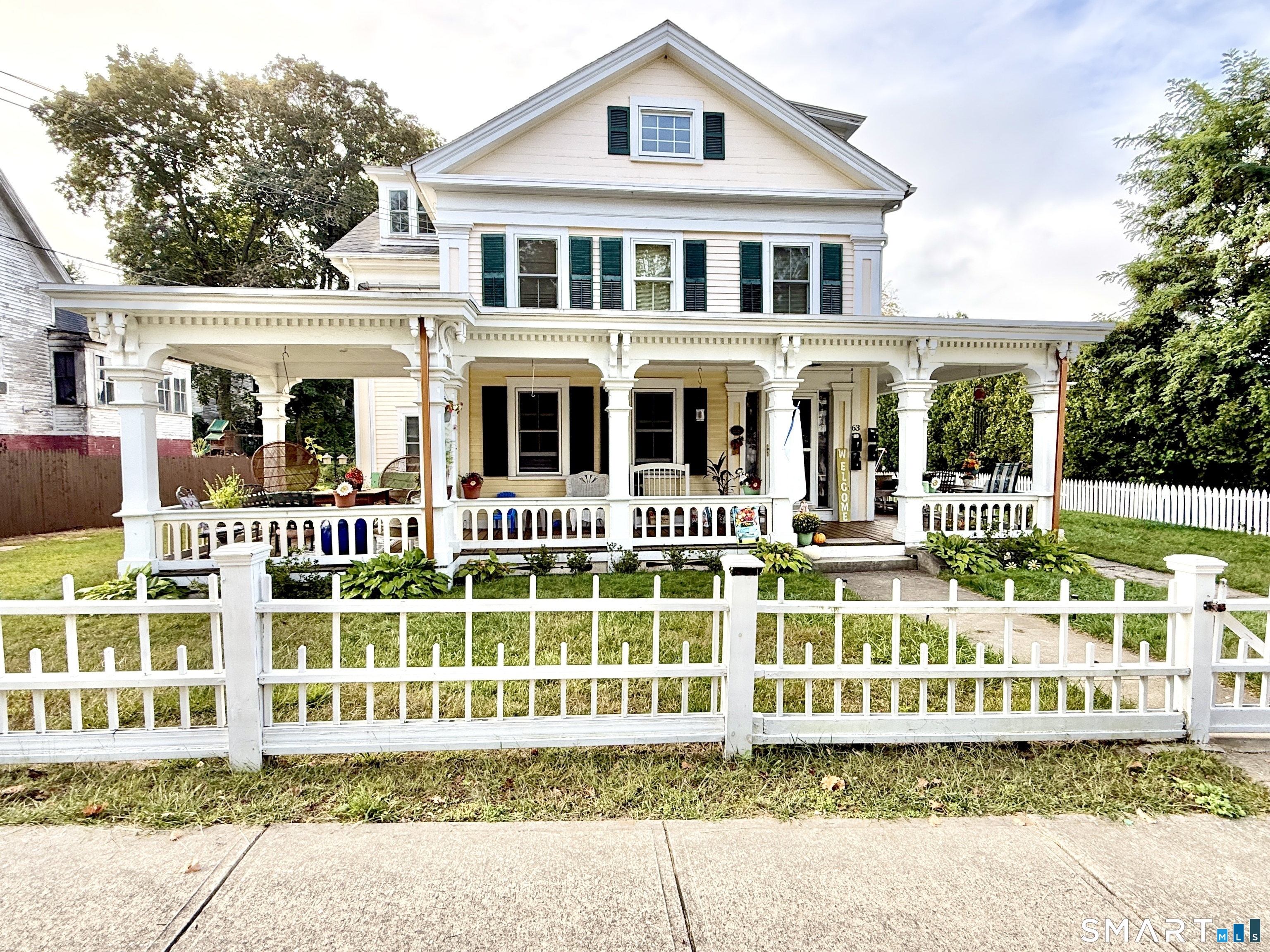 63 Academy Street Killingly CT 06239