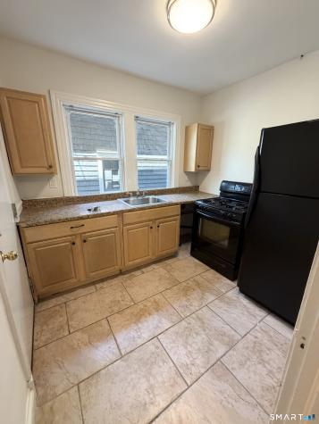 28 Whitney Street Hartford CT 06105