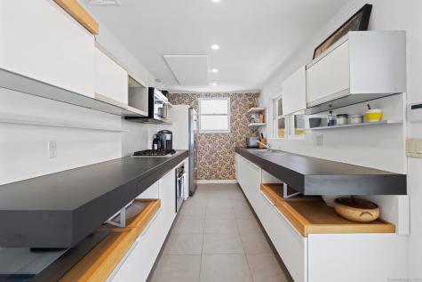 232 Hillspoint Road Westport CT 06880