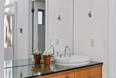 232 Hillspoint Road Westport CT 06880