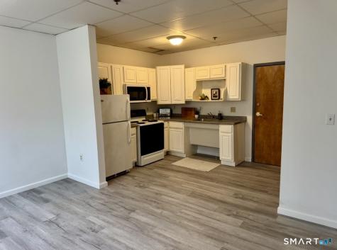 544 Tolland Street East Hartford CT 06108