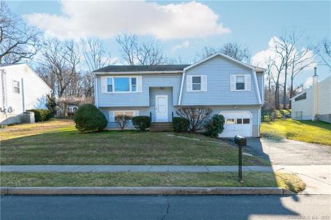 129 Timber Trail Milford CT 06460