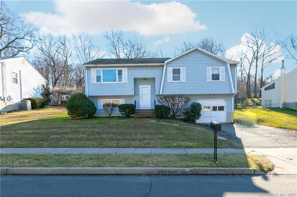 129 Timber Trail Milford CT 06460