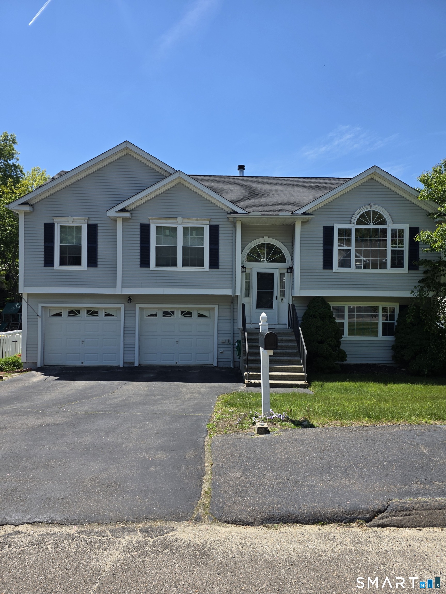 20 Georges Court Waterbury CT 06708