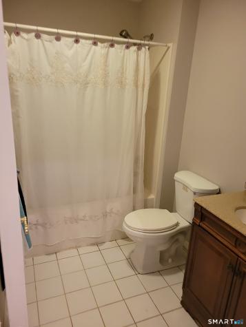20 Georges Court Waterbury CT 06708